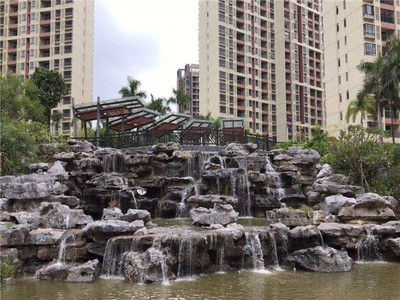 惠州大亚湾【南边灶花园】相邻坪山50米，政府安置房，13500元/平，送装修，首付4成，分期5年
